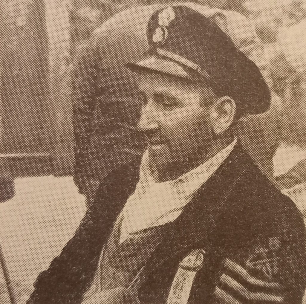 Petty Officer escaped from Hong Kong 1942 WW2 Royal Navy records